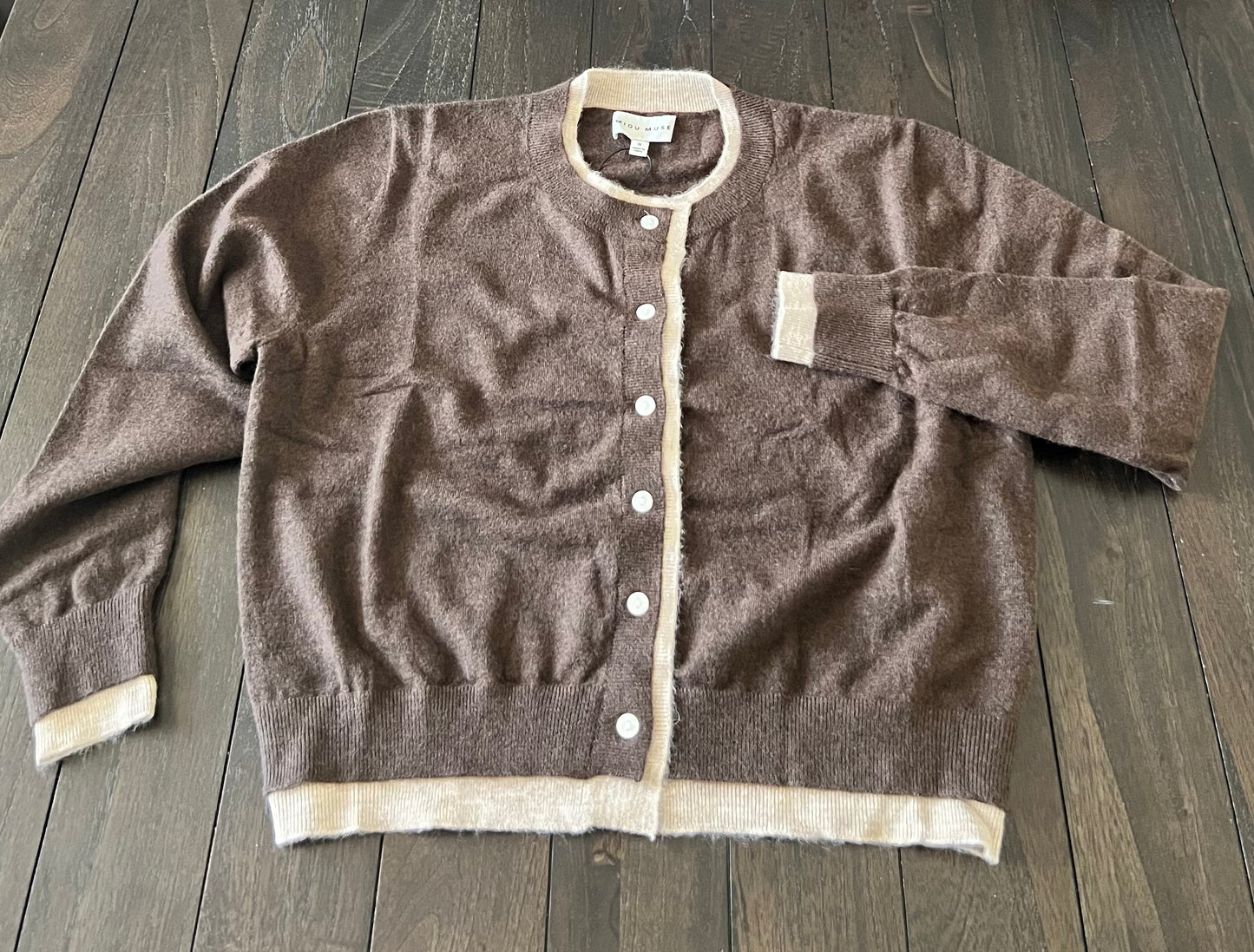 Color Contrast Cardigan