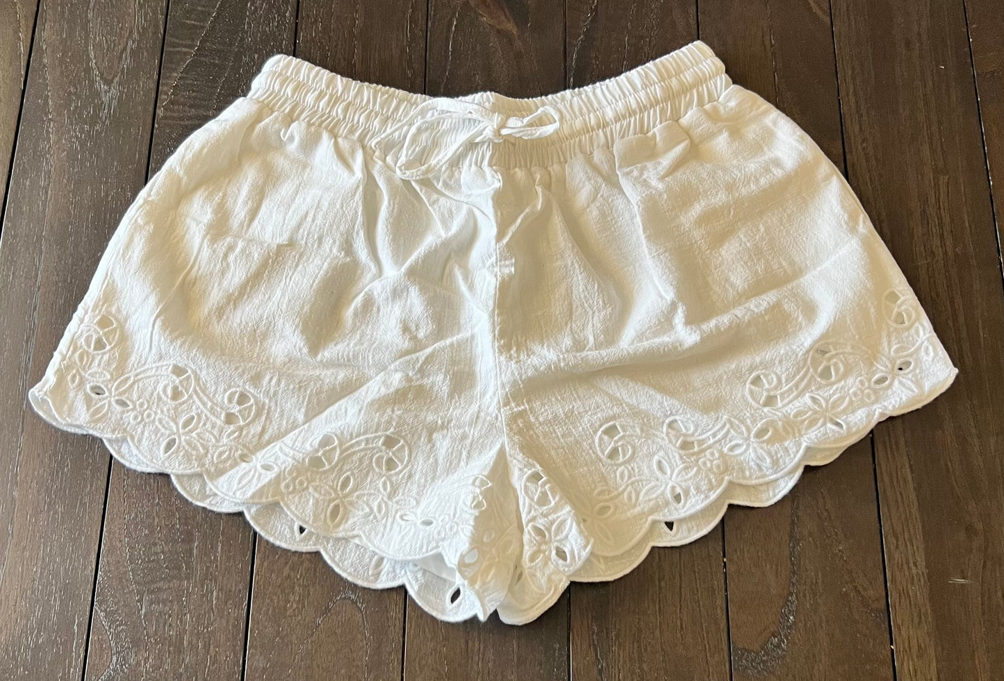Scallop Eyelet Shorts